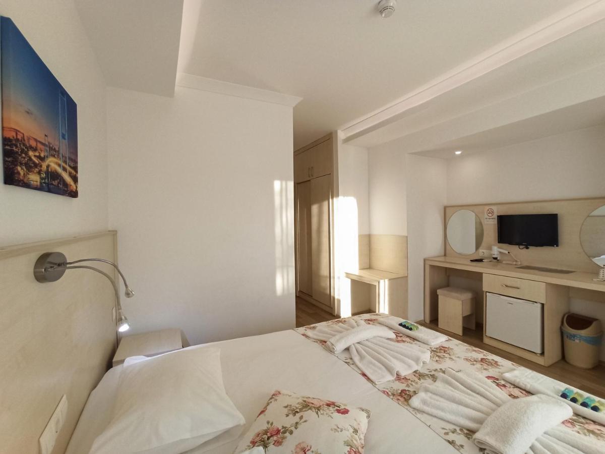 Double Room with Pool View