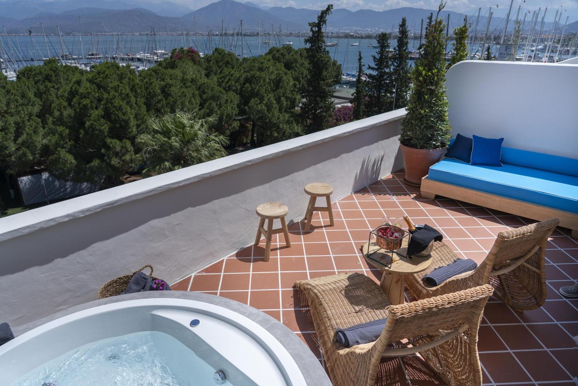 Penthouse Loft Suite,1281691189:JPEG