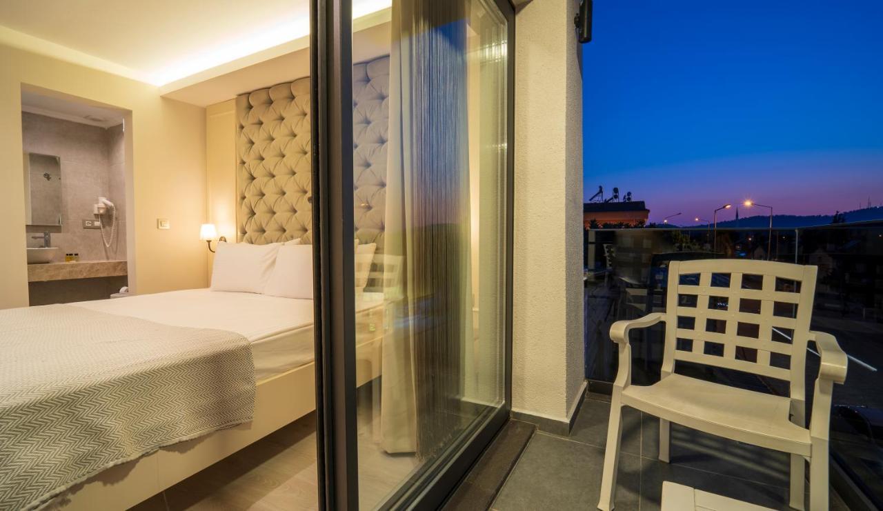 Doppelzimmer mit Balkon