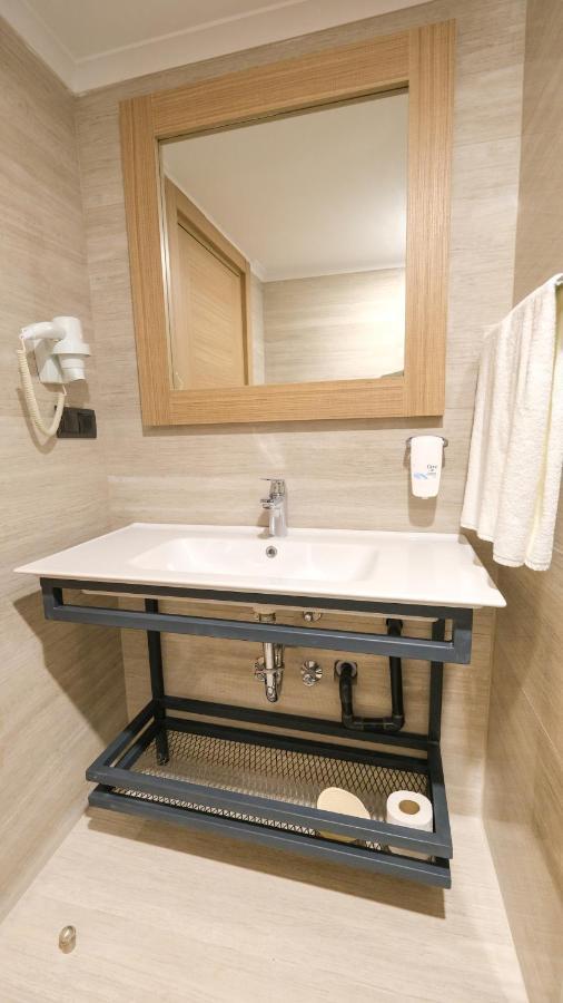 Standard Double or Twin Room,1551078670:JPEG