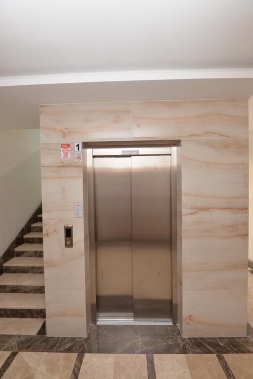 Studio Apartment,640449981:JPEG