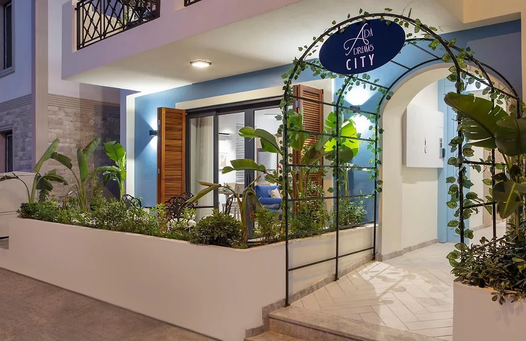 Ada Dreams City-1