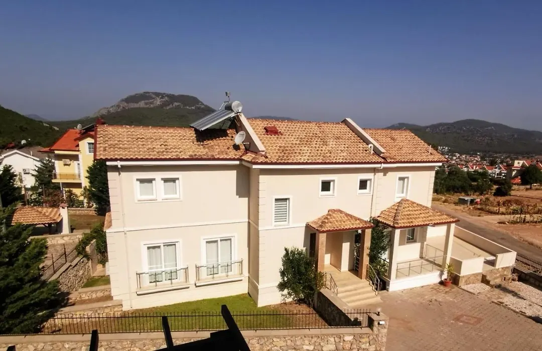 Villa Holly-1
