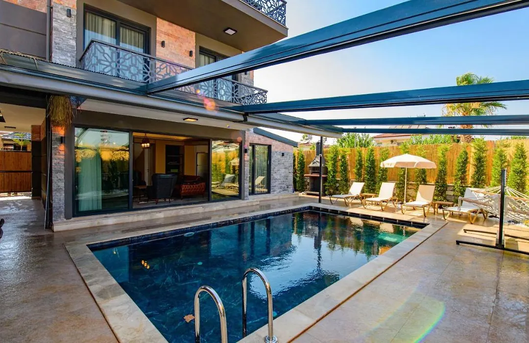 Soeguet 3 - 4 Bedroom With Jacuzzi In Fethiye-1