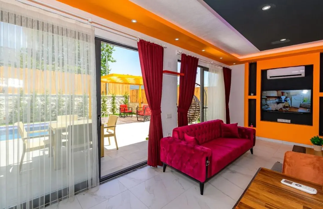Zeytin Dali - Kalkan'Da Jakuzili Balayi Villasi-1