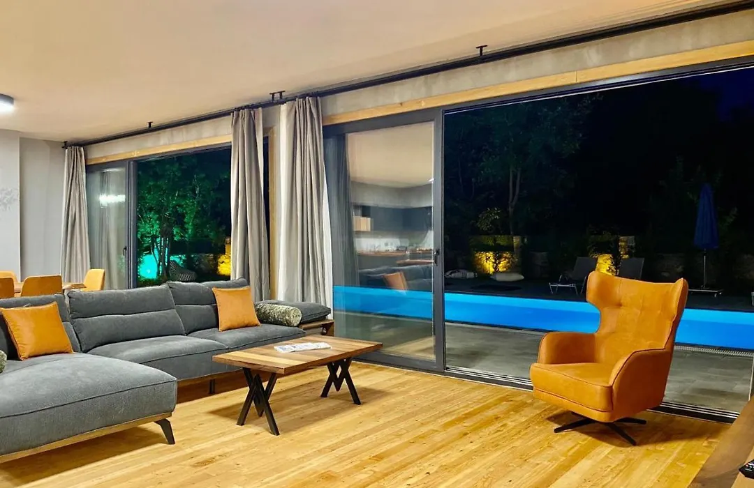 Kayakoy'De Luks Muhafazakar Genis Villa-1