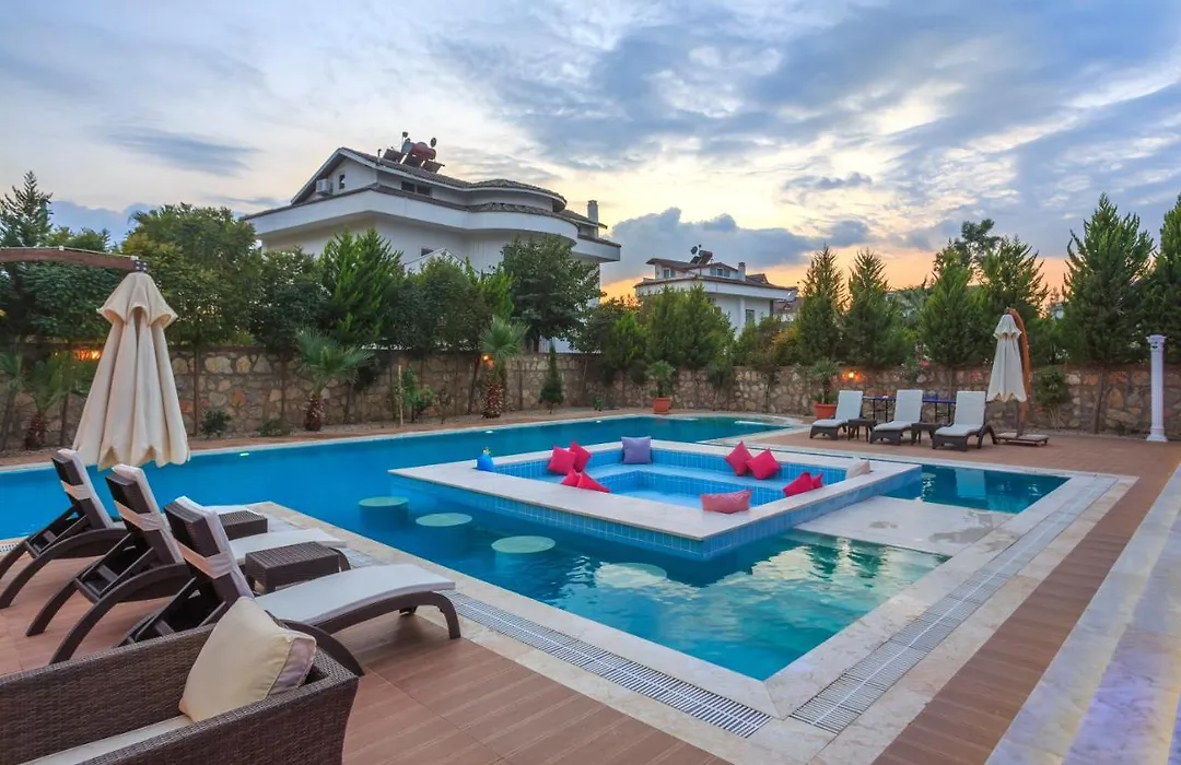 Villa Four Seasons 8-1