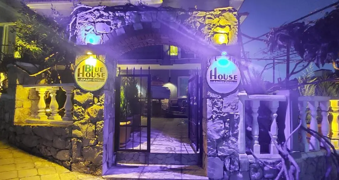Bluehouse Apart Otel-1