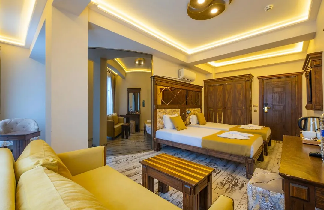 Reis Royal Hotel-1