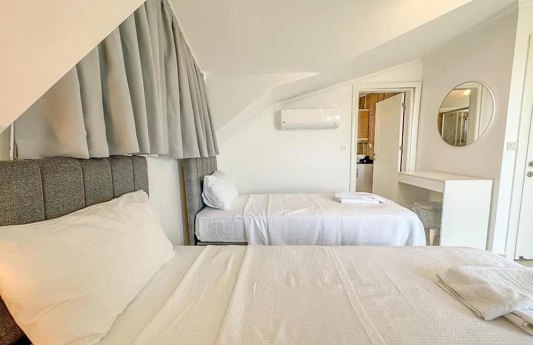 Villa Alya, Spacious 4 Bed Villa With Private Pool-1