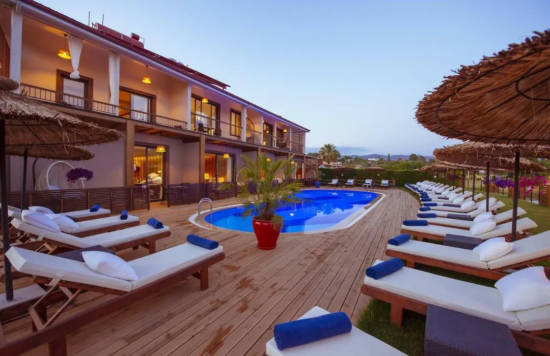 Arwen Hotel-1