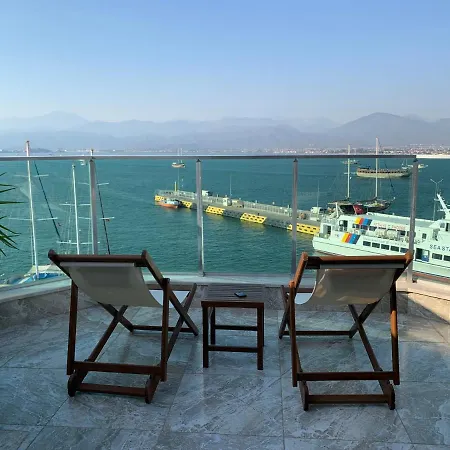 Exclusive Terrace Suite At Marina-2