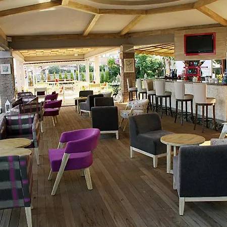 Mutlu Beach-2