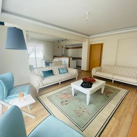 Cozy Home With Balcony In Fethiye-2