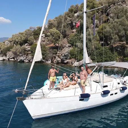 Oceanis Yacht: Luxurious 3-Cabin Sailing Experience-2