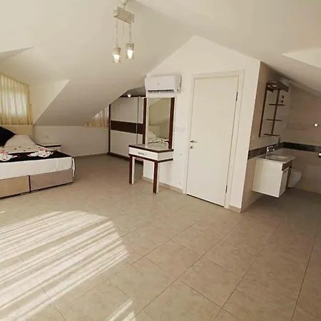 Villa Yasin Luxury-3