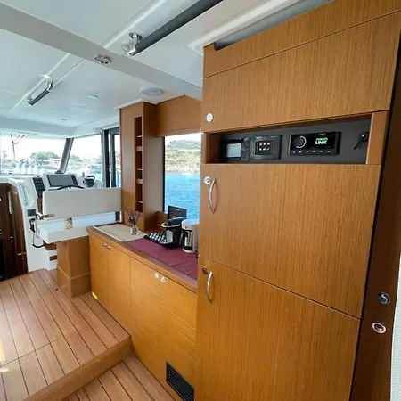 Renas Yacht-3