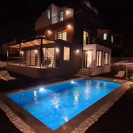 Likya Milay Villa- Huvuzlu Lueks Villada Tatilin Tadini Cikarin-3