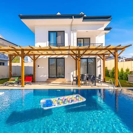Villa Leona - 5 Bedroom Holiday Villa In Fethiye-2