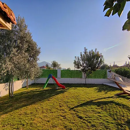 Villa With Jacuzzi And Children'S Play Area For 10 People In Mugla, Fethiye - Awz170-2