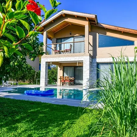 Outstanding Villa With Private Pool And Jacuzzi In Fethiye-2