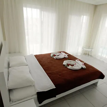 Gold Home-3