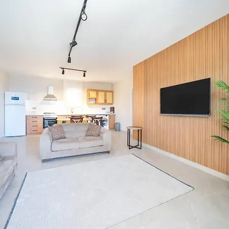 Sleeps 2 Modern Villa With Private Pool Awz 272-3