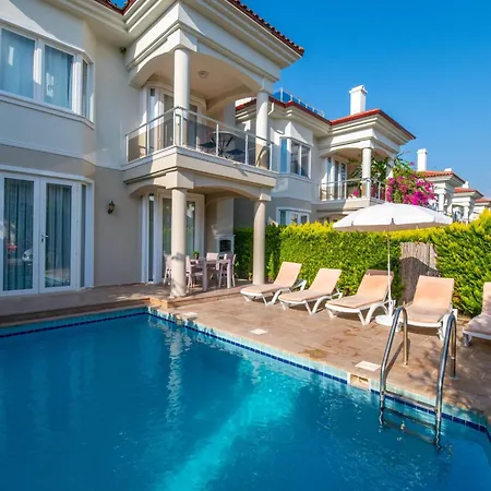 Sunset Beach Club Aqualettings Oyster 5-3