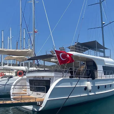 Yacht Room Hotel-3