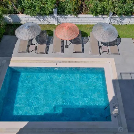 Fethiye Calista Plaja Yakin Oezel Havuzlu Luex Villa-3