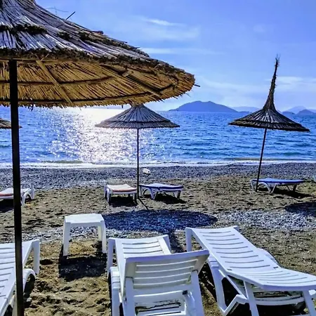 Villa Ruya-Privatepool-Seaview-Gamesroom-3