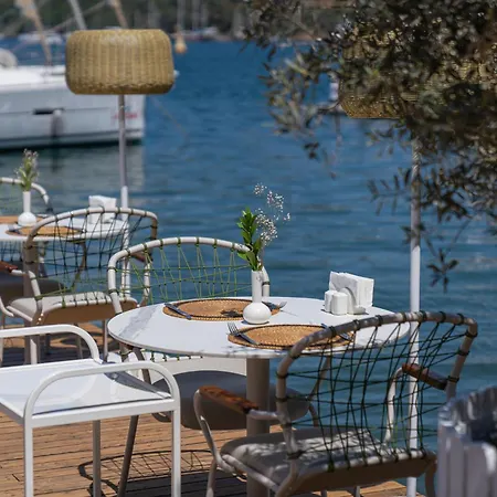 Yacht Classic Hotel - Boutique Class-2