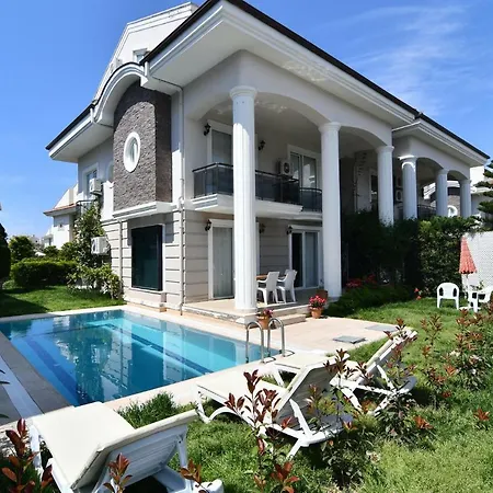 New Age Beach Breeze Luxury Villas-3
