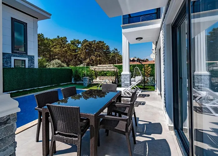 Salkim- 4 Bedroom Holiday Villa In Oludeniz Fethiye