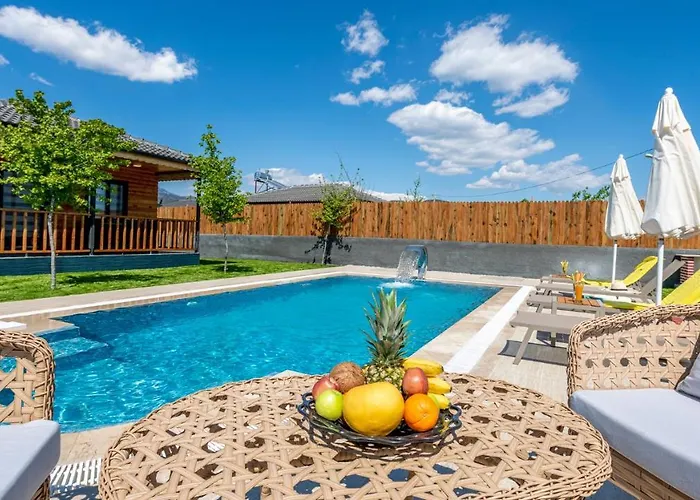 Haustierfreundliches Villa Cedrus 1-2-3-4-5 Fethiye