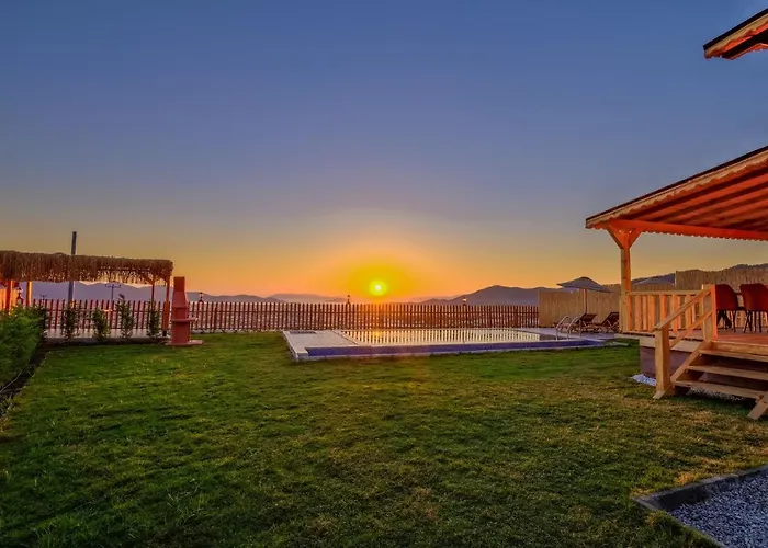 Private Pool Villa With Garden For 4 People In Fethiye - Awz 222
