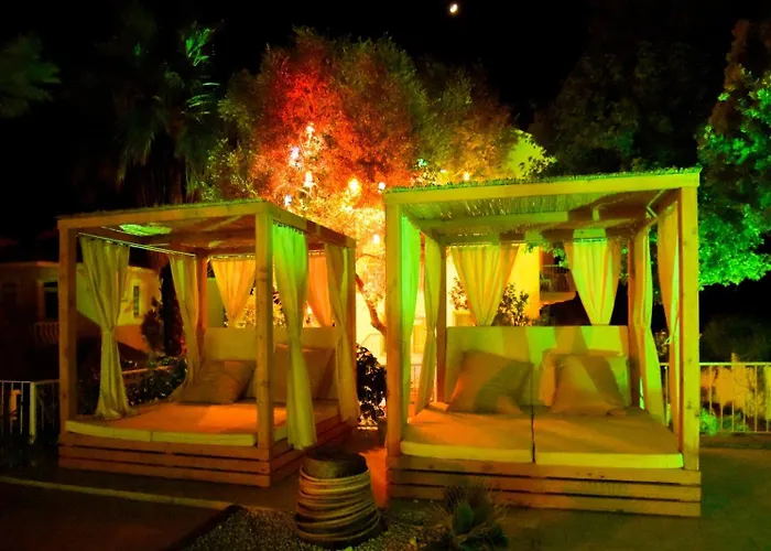 Kekik Azure Homes Oeluedeniz Fethiye